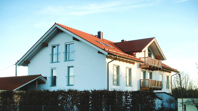 Dreifamilienhaus in Sauerlach